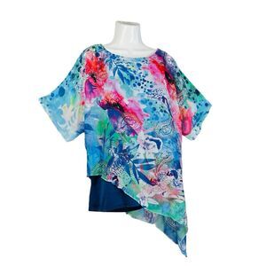 Chico's SharkBite Tunic Blue Pink Floral Blouse Large Short Sleeve Layered